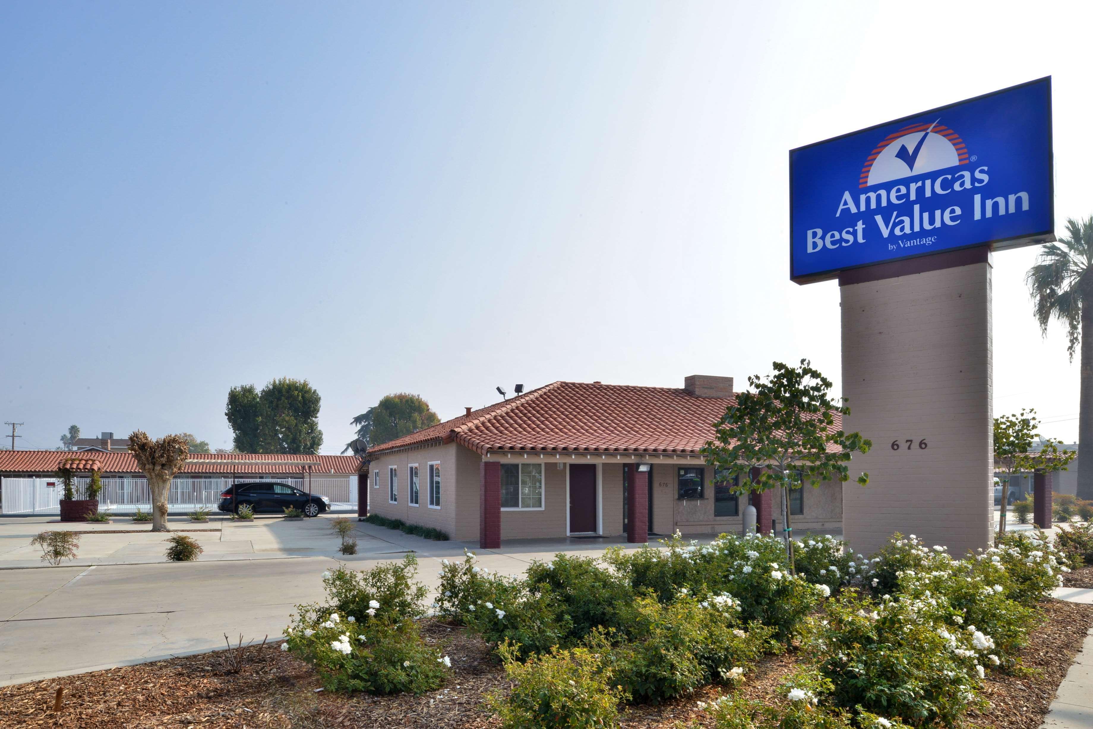 Americas Best Value Inn - Porterville Exterior foto