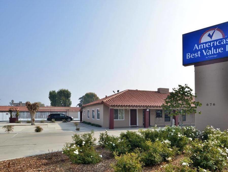 Americas Best Value Inn - Porterville Exterior foto